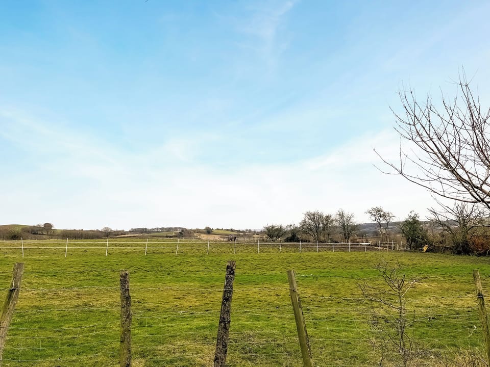 Surrounding area | Peartree Cottage, Sheffield