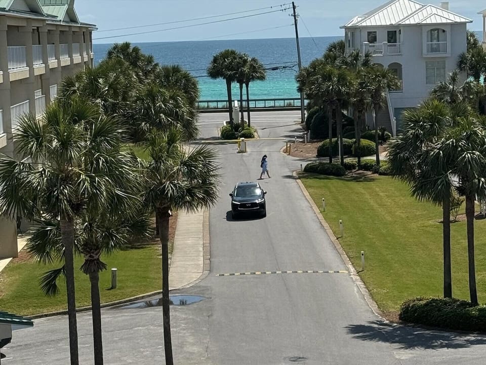 Direct beach views from the balcony!