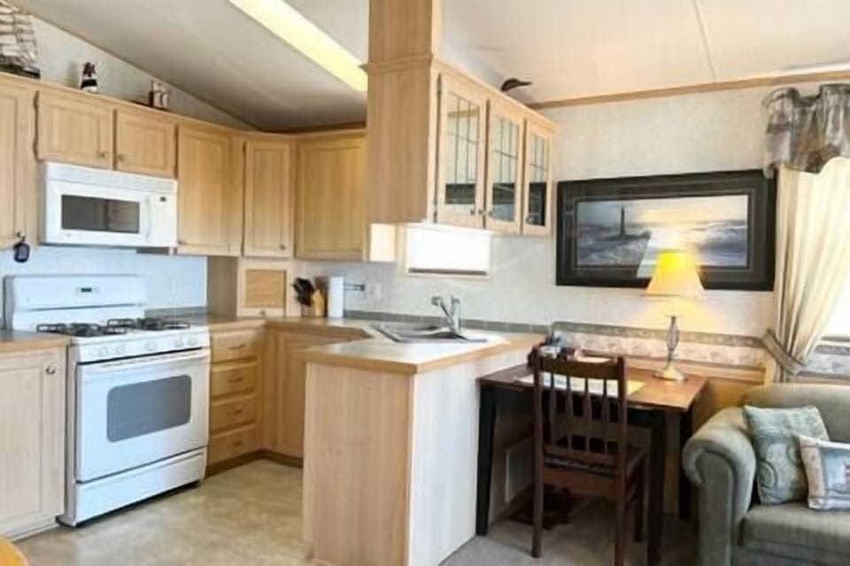 Fully appointed kitchen. 