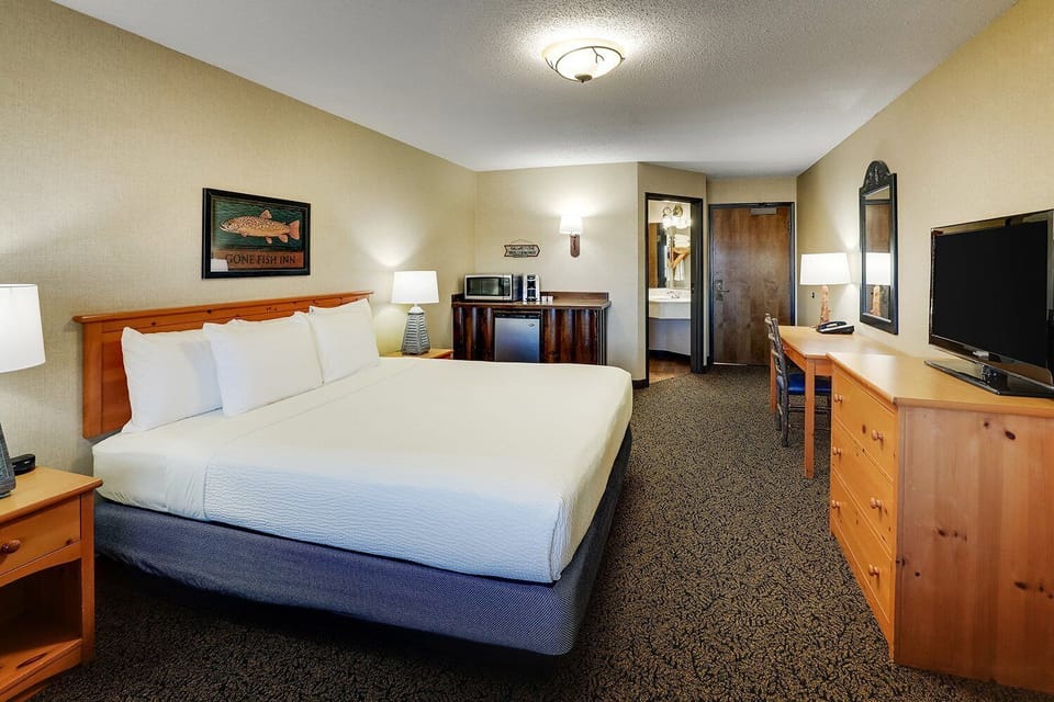Bedroom. Interior and views may vary based on location and availability.