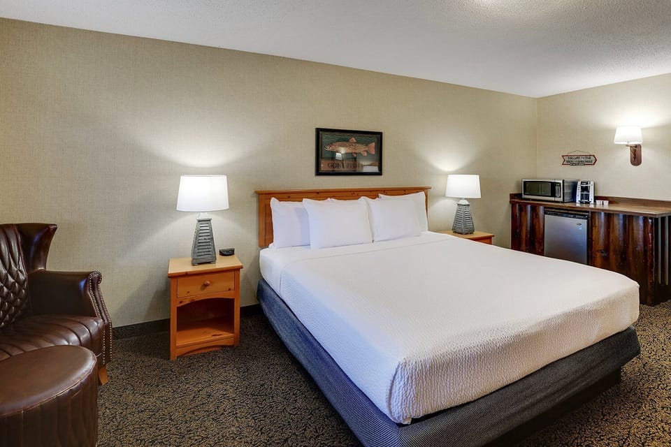 Bedroom. Interior and views may vary based on location and availability.