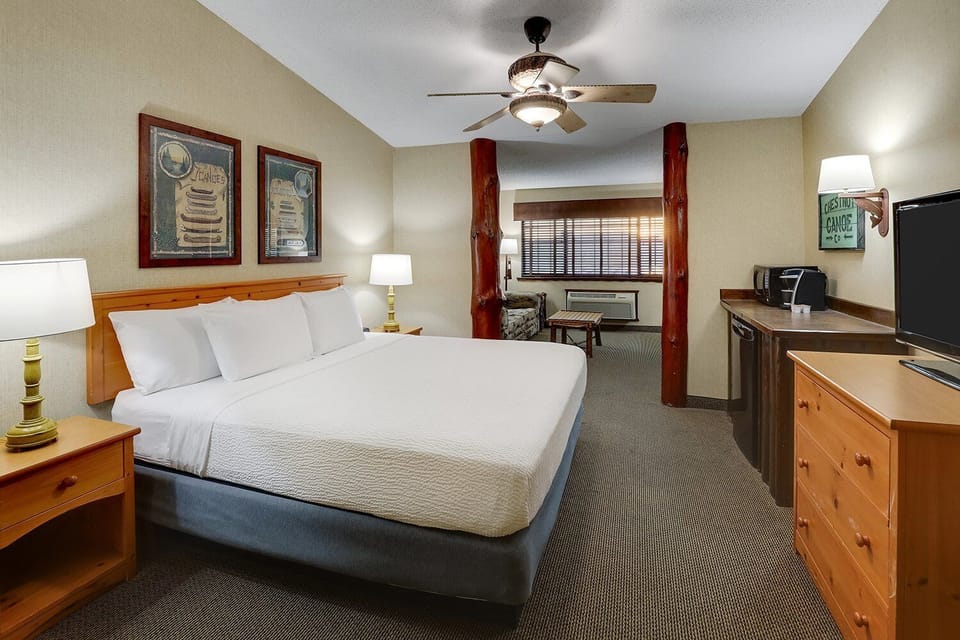 Bedroom. Interior and views may vary based on location and availability.