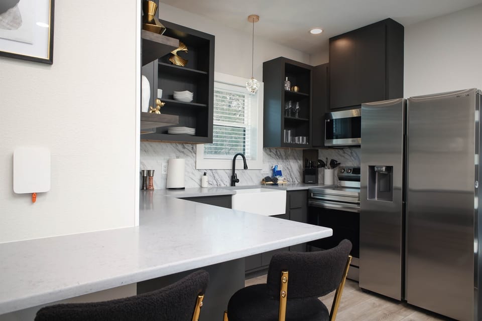 Another view of the full sized kitchen