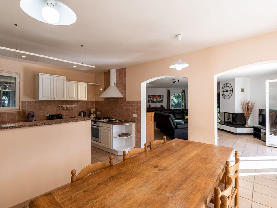 Building, Property, Wood, Interior Design, Table, Computer Desk, House, Window