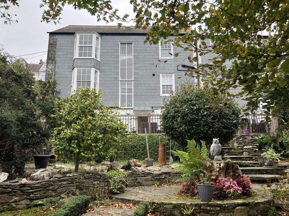 Snow, Sky, Mountain, Window, Cloud, Building, House, Slope, Tree, Cottage