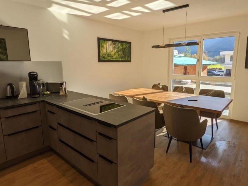 Picture Frame, Table, Furniture, Building, Chair, Wood, Lighting, Interior Design, Architecture, Drawer