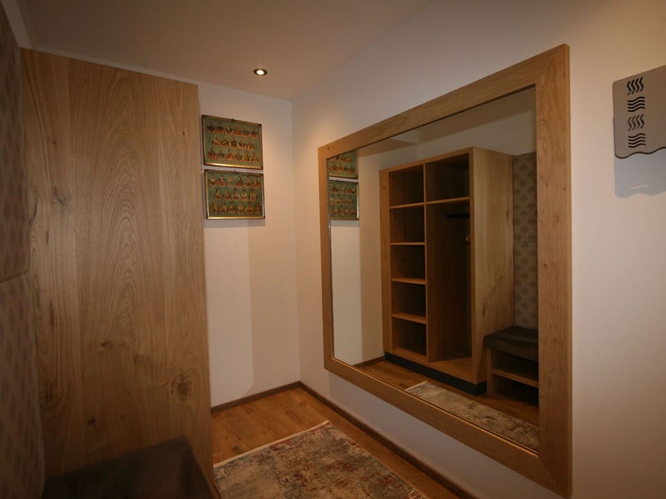 Brown, Door, Wood, Lighting, Interior Design, Building, Wood Stain, Flooring, Hall