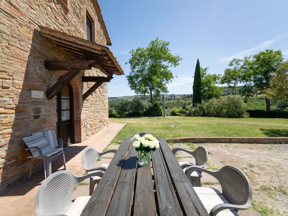 Grass, Land Lot, Rural Area, Outdoor Furniture, Farmhouse, Cottage, Garden, Lawn, Estate, Outdoor Table