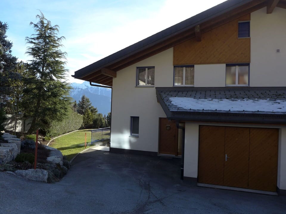 Sky, Snow, Cloud, Window, Building, House, Tree, Plant, Slope, Cottage