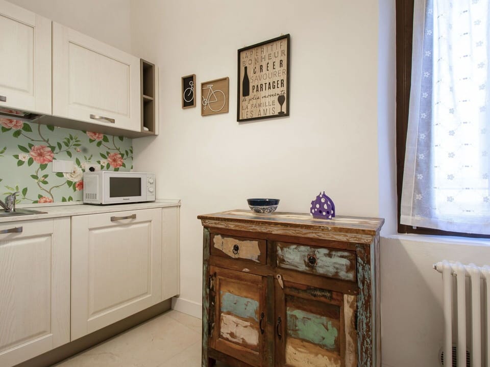 Furniture, Property, Cabinetry, Comfort, Building, Azure, Wood, Lighting, Lamp, Interior Design