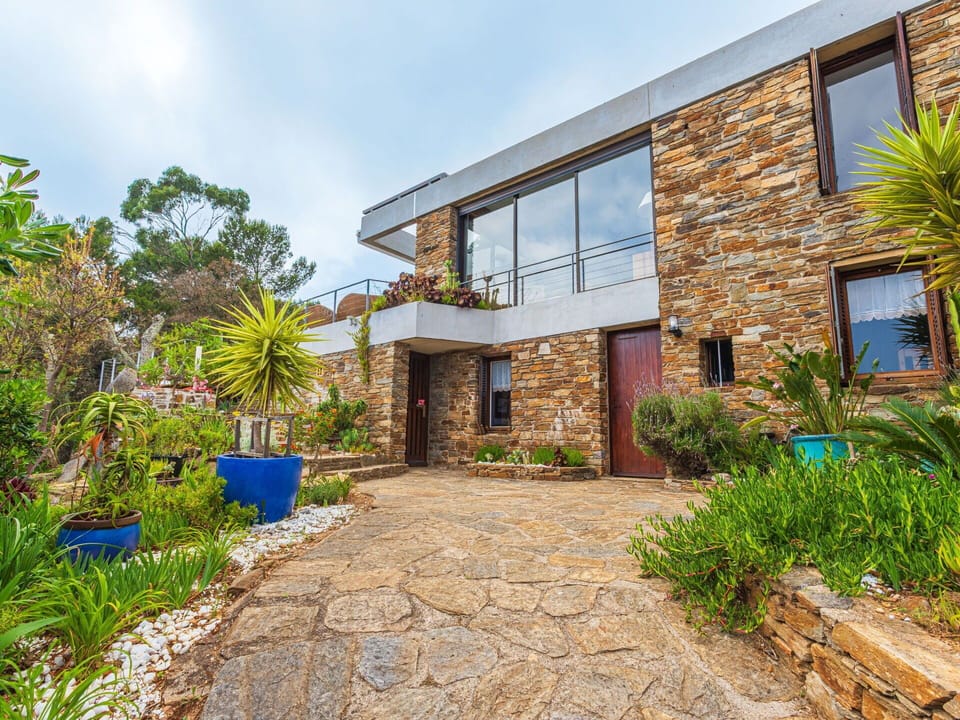 Residential Area, Home, Estate, Garden, Hacienda, Landscaping, Villa, Stone Wall, Mansion