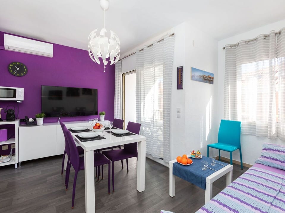 Table, Furniture, Property, Building, Window, Purple, Interior Design, Lighting, House, Chair