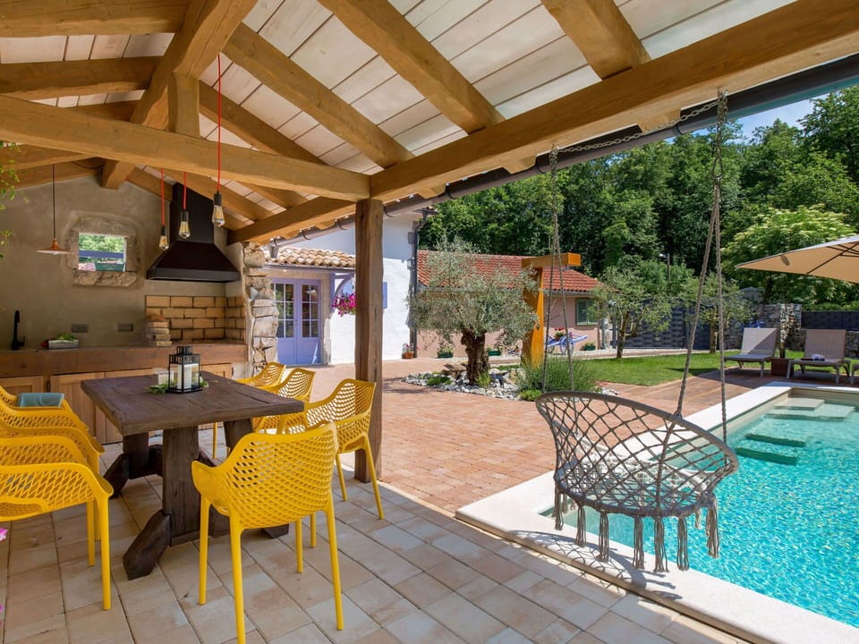 Table, Furniture, Property, Chair, Plant, Shade, Outdoor Furniture, Wood, Interior Design, Tree
