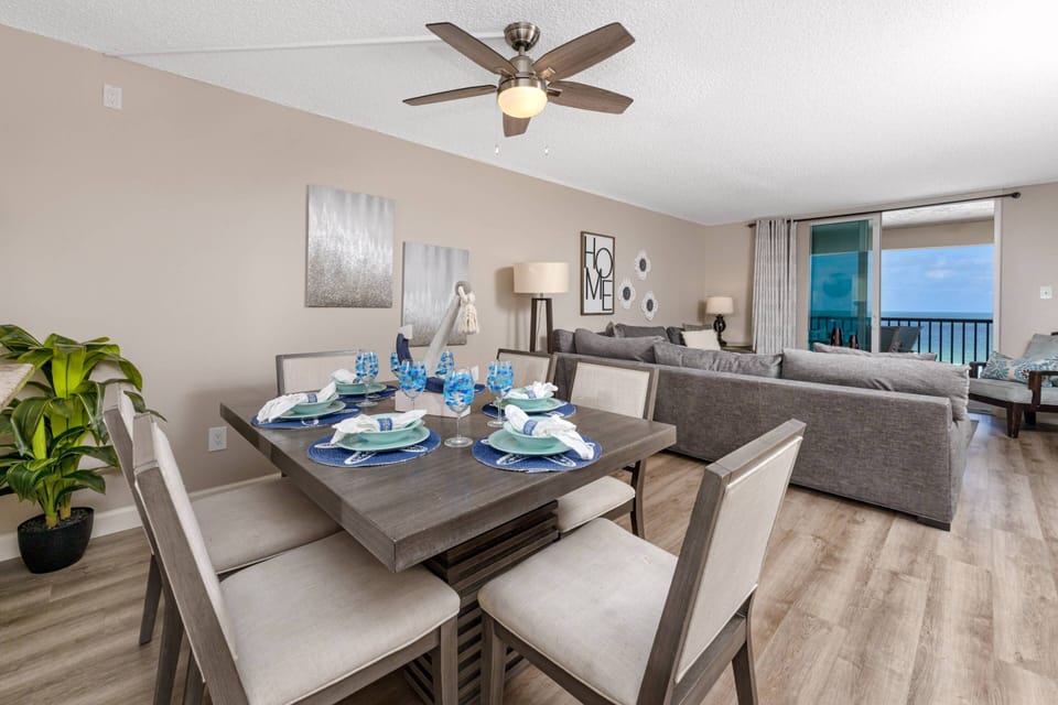 Dining Table with Seating for 6