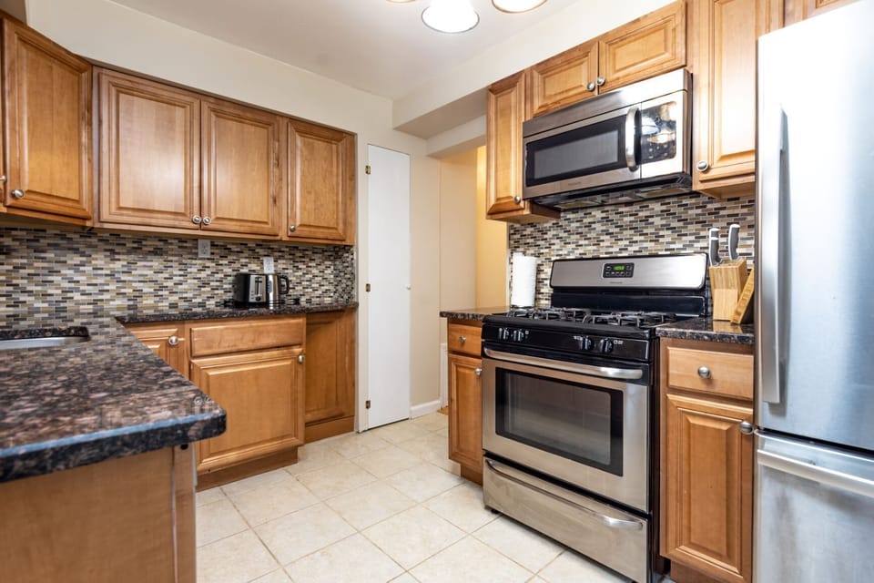 Fully equipped kitchen