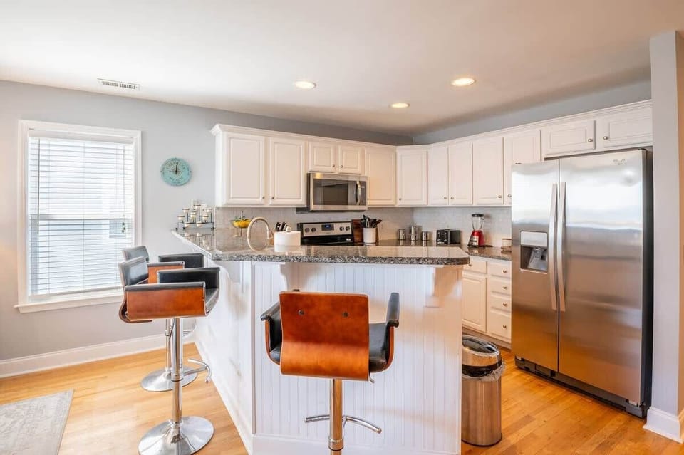 Kitchen with Counter Seating for 3