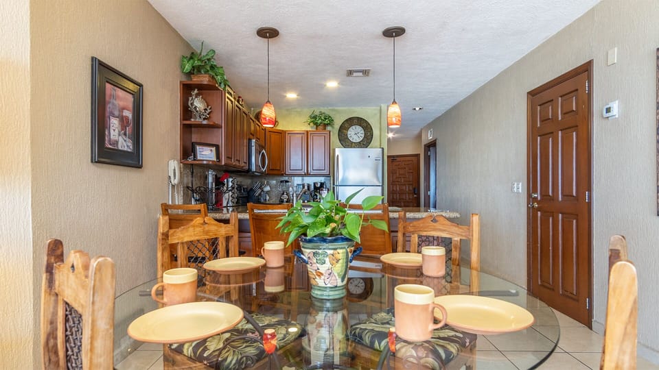 Dinning Table