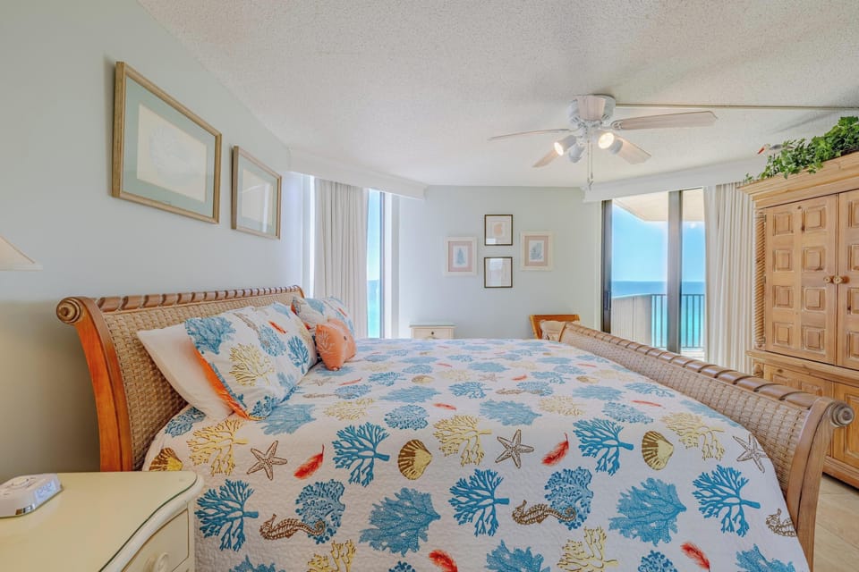 Main Bedroom with Balcony