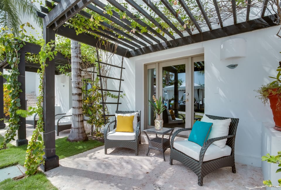 Garden View Condo - patio (ground floor unit only)