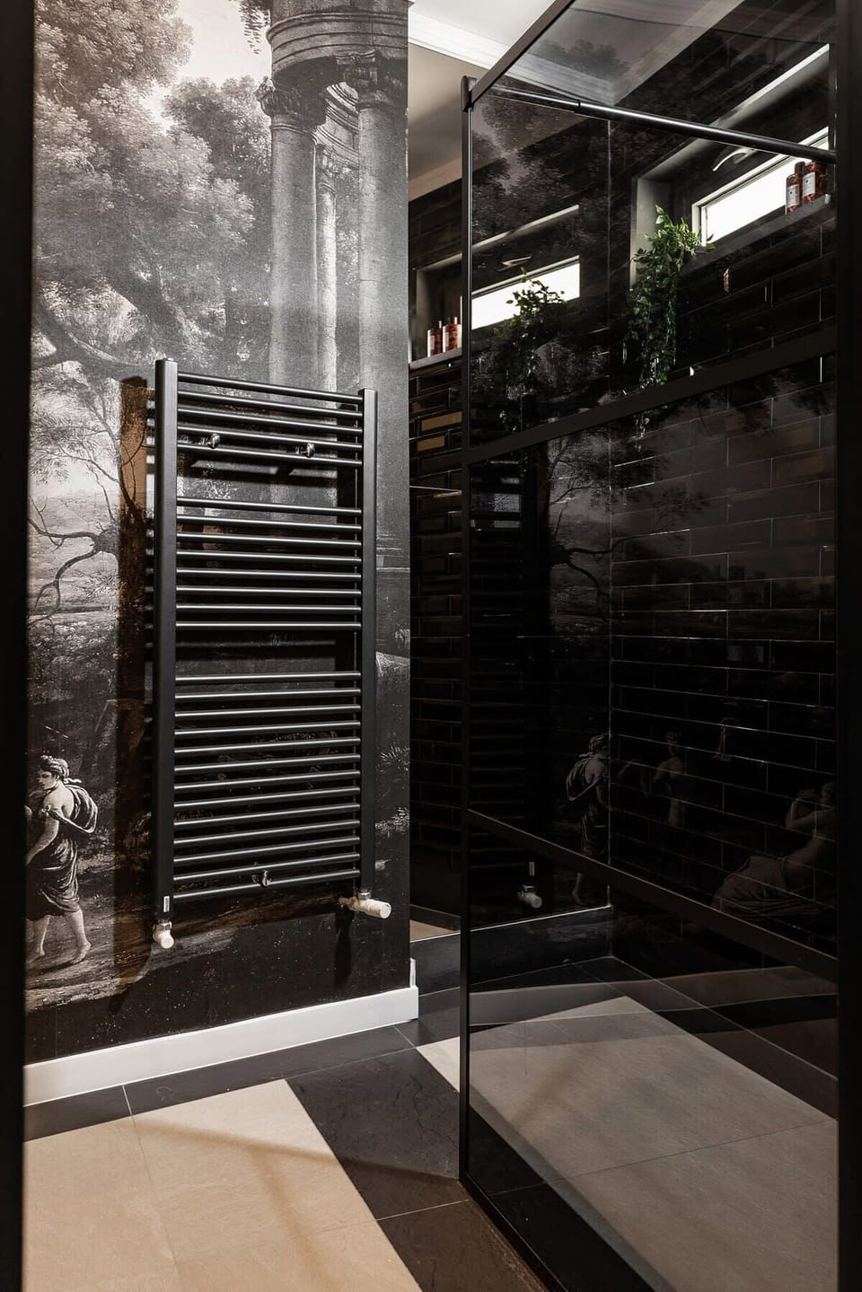 A symphony of opulence – this classy bathroom exudes elegance with its marble accents and gold fixtures.