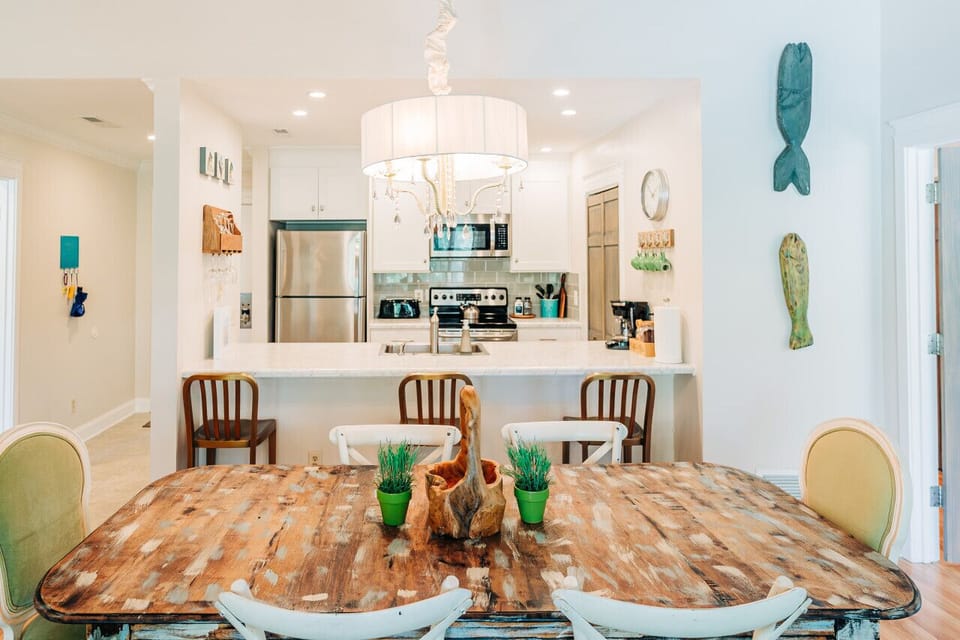 Dining Table with Seating for 6 and Additional Bar Stools