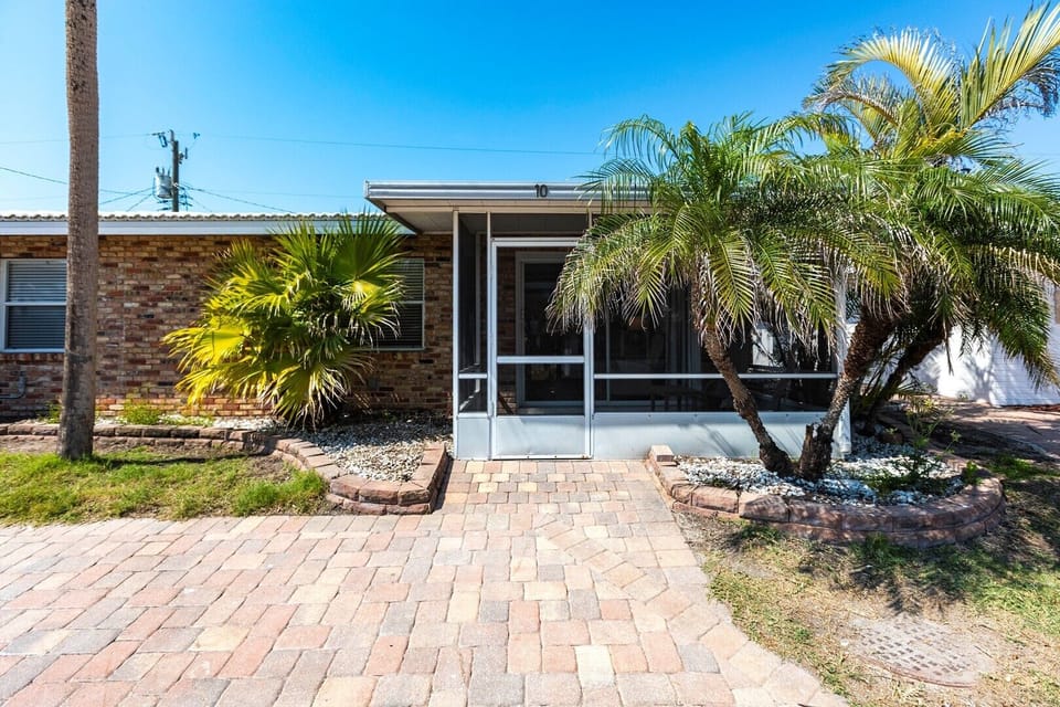 01 Front Entrance