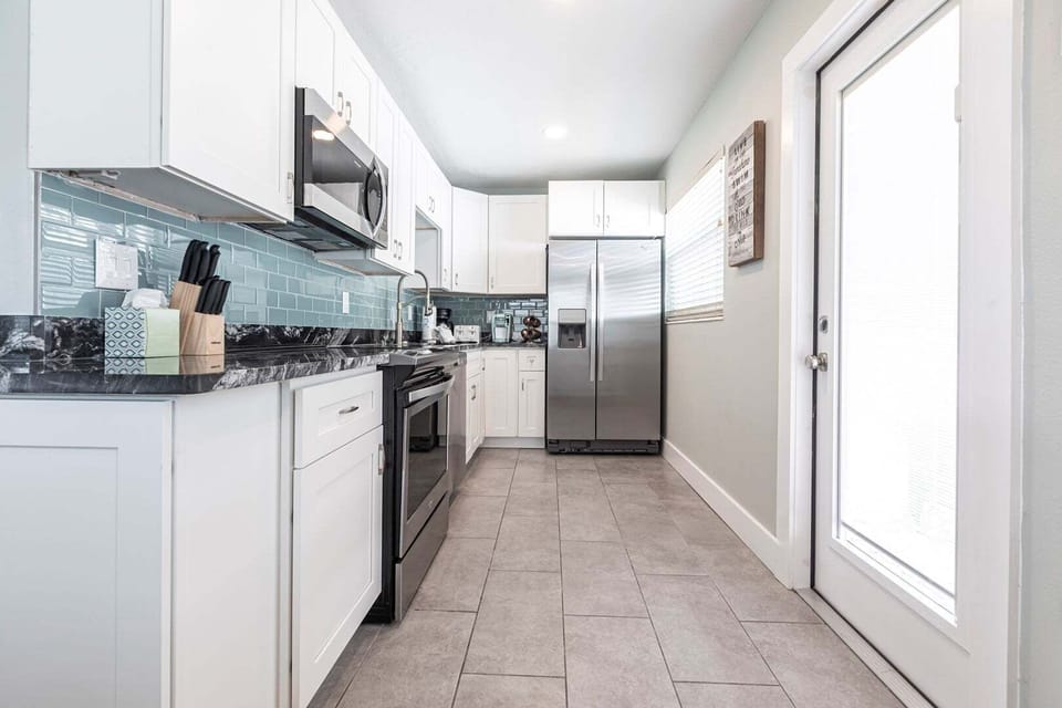 08 Kitchen
