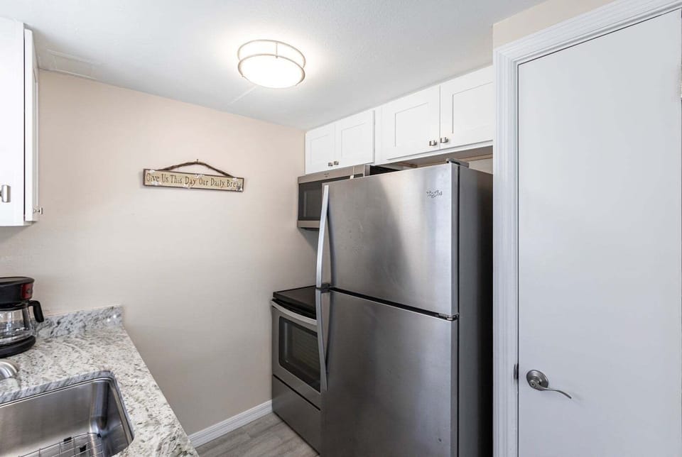 08 Kitchen