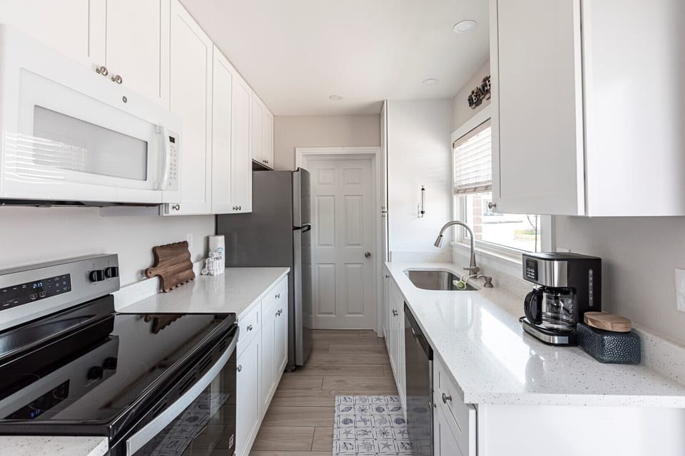 15 Kitchen