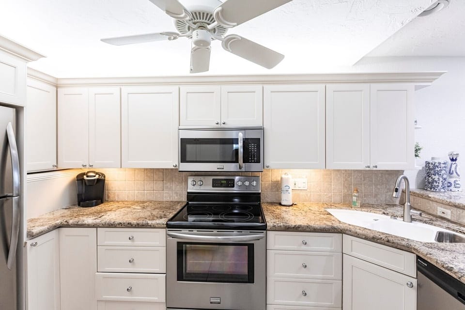 08 Kitchen