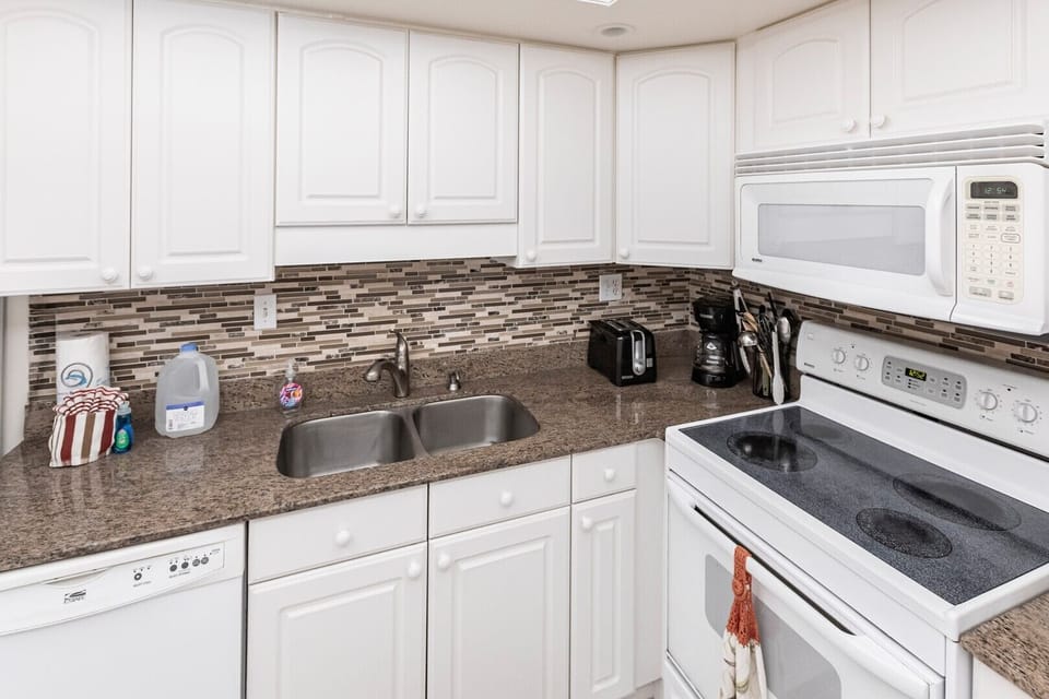 11 Kitchen