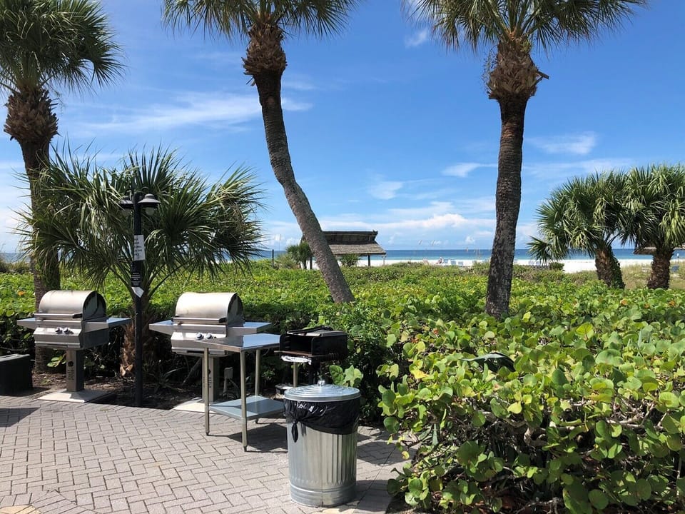 beach side grills 1