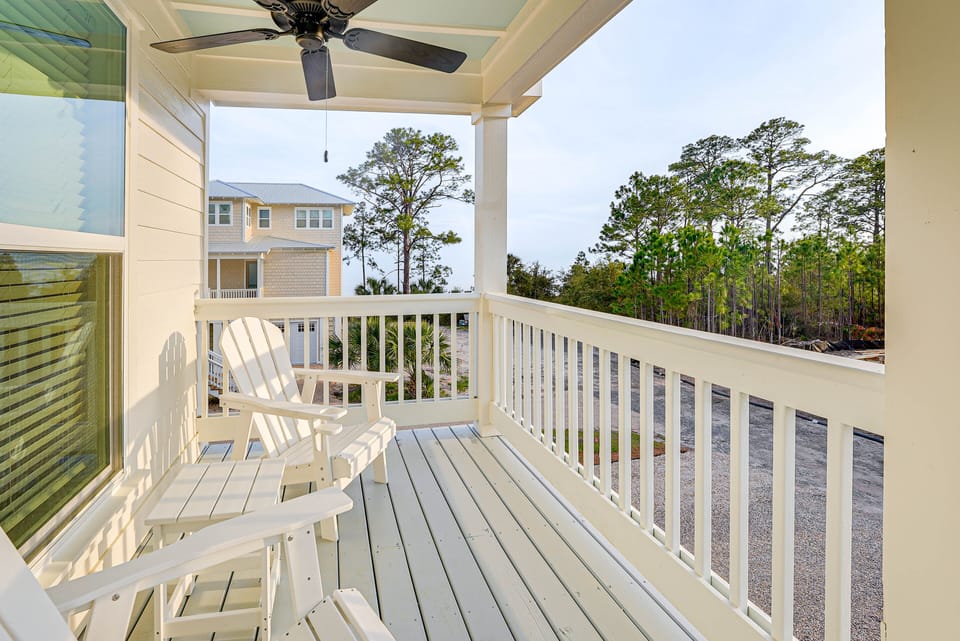 Private Balcony | 2nd Floor