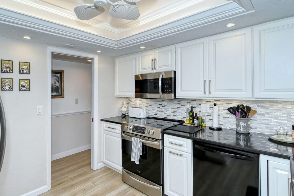 6047-kitchen 3