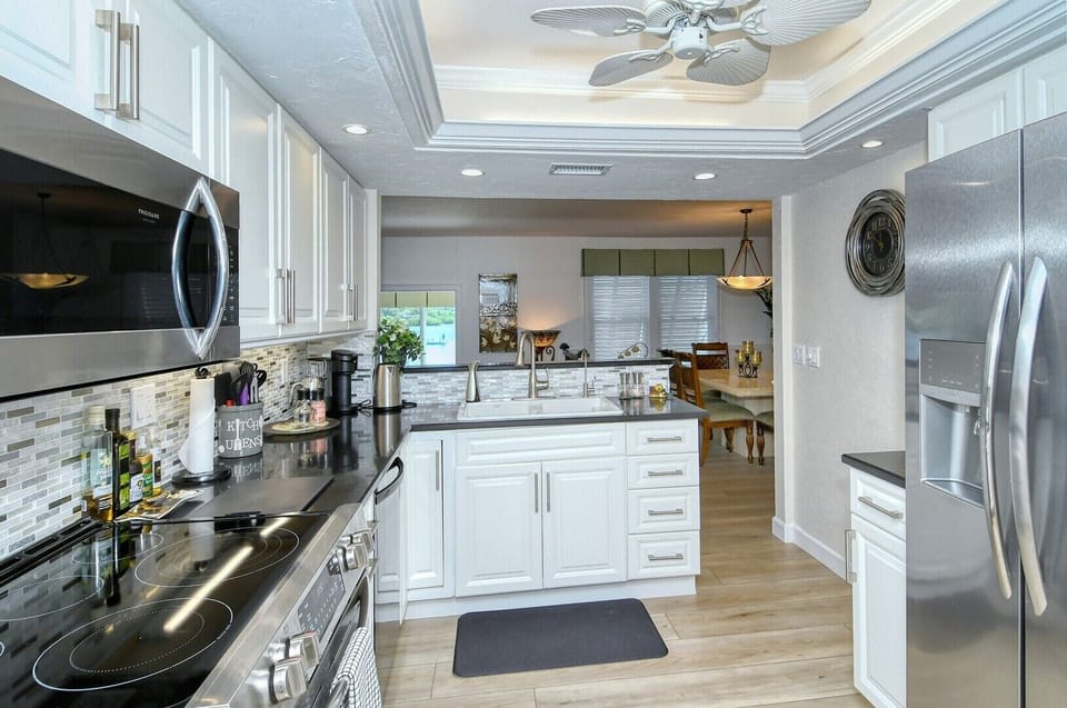 6047-kitchen 2