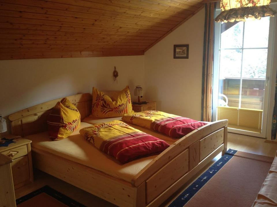 App Zirbenblick mit Wohnzimmer - Appartement Haus Kremser Apartment in Carinthia, Austria