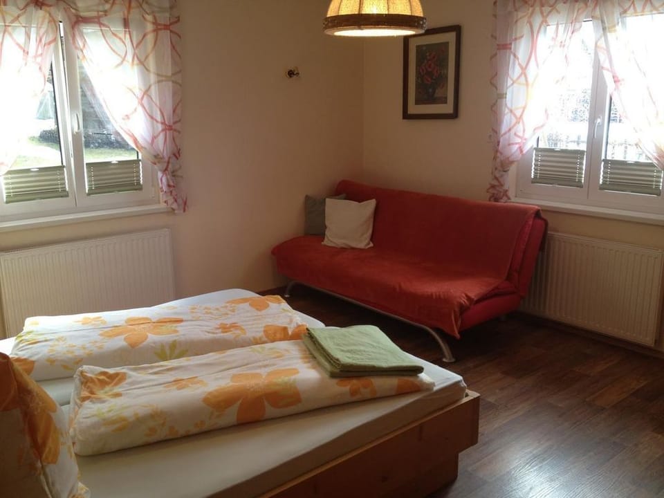 App Poolblick Erdgeschoss - Appartement Haus Kremser Apartment in Carinthia, Austria