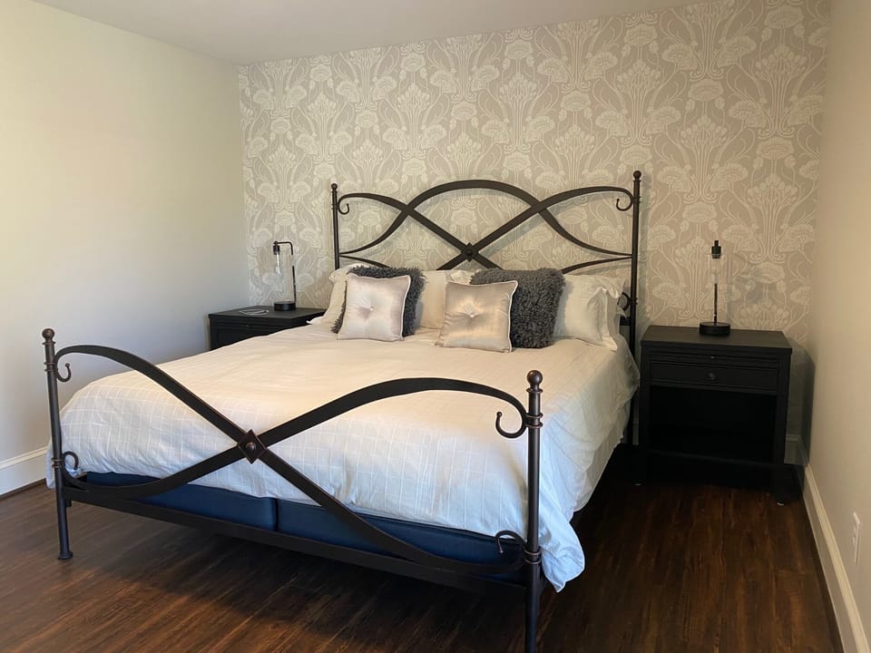 King Bedroom