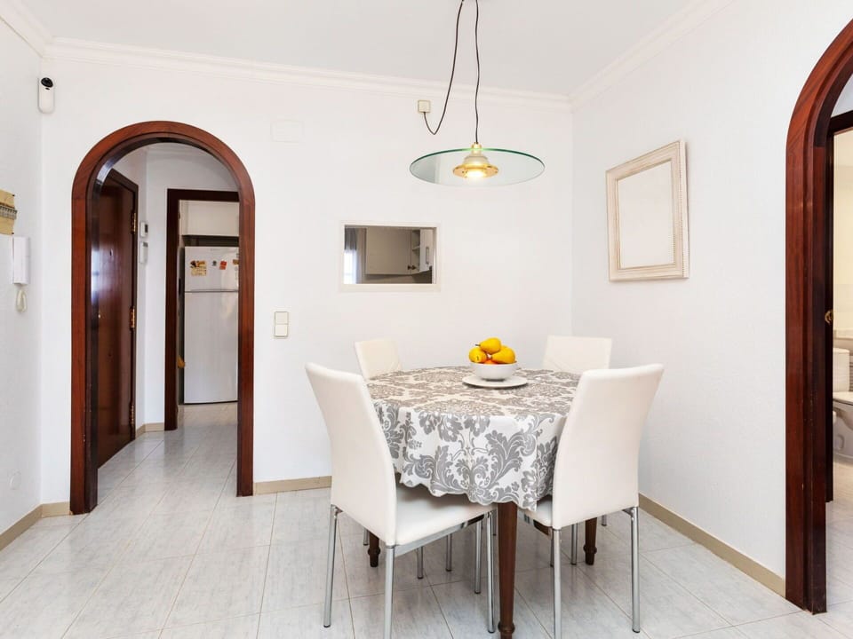 Furniture, Table, Property, Mirror, Wood, Interior Design, Hall, Flooring, Rectangle