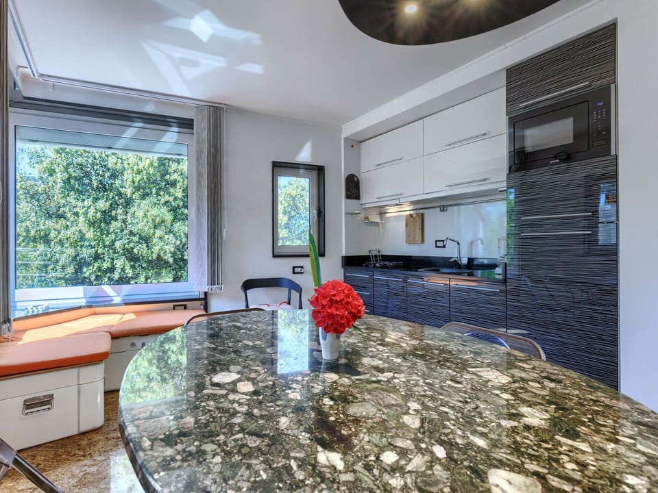 Interior Design, Kitchen, Countertop, Furniture, Lighting, Home, Flooring, Ceiling, Kitchen Appliance, Apartment