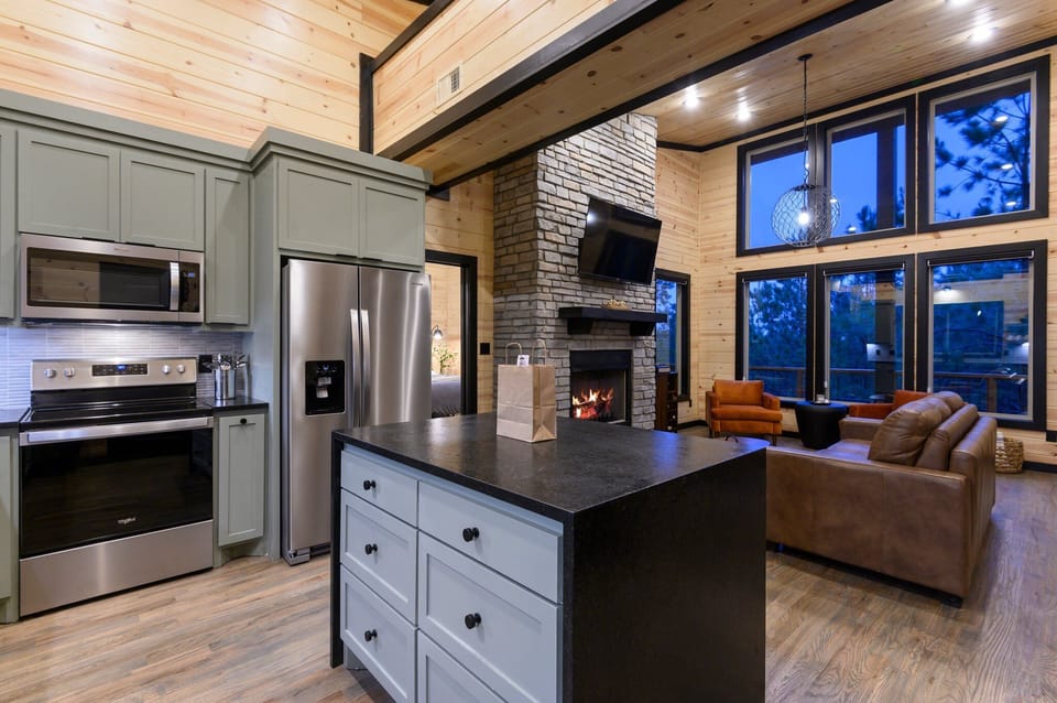 Oven, stove top, microwave, fridge and freezer are just a few of the amenities!