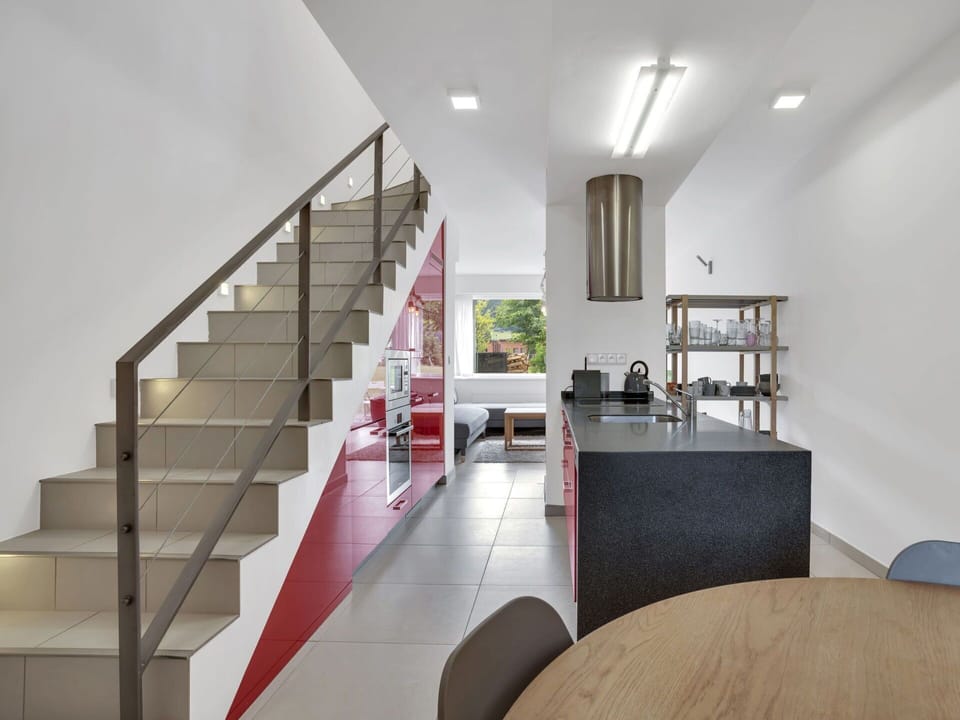 Property, Building, Table, Interior Design, Wood, Architecture, Shelving, Stairs, Bookcase, Floor