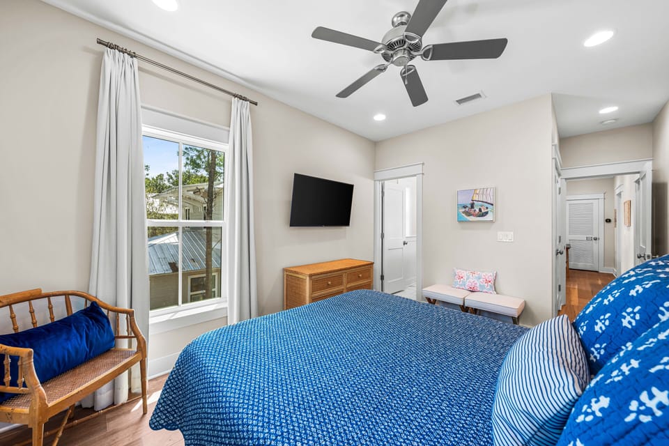 Second Floor Queen Guest Bedroom