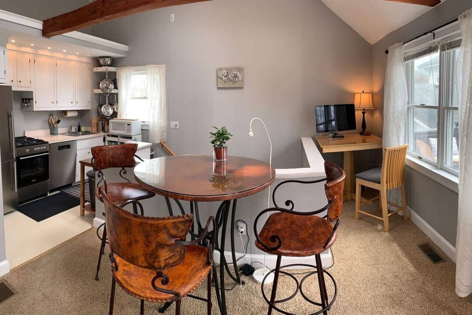 Hi-Top Bistro Seating and Workspace