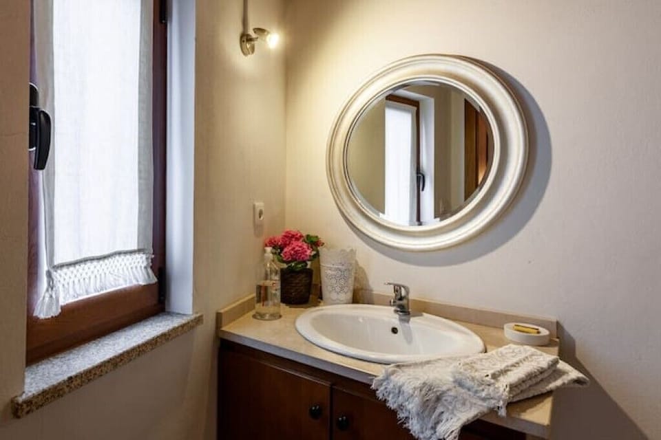 WC 2