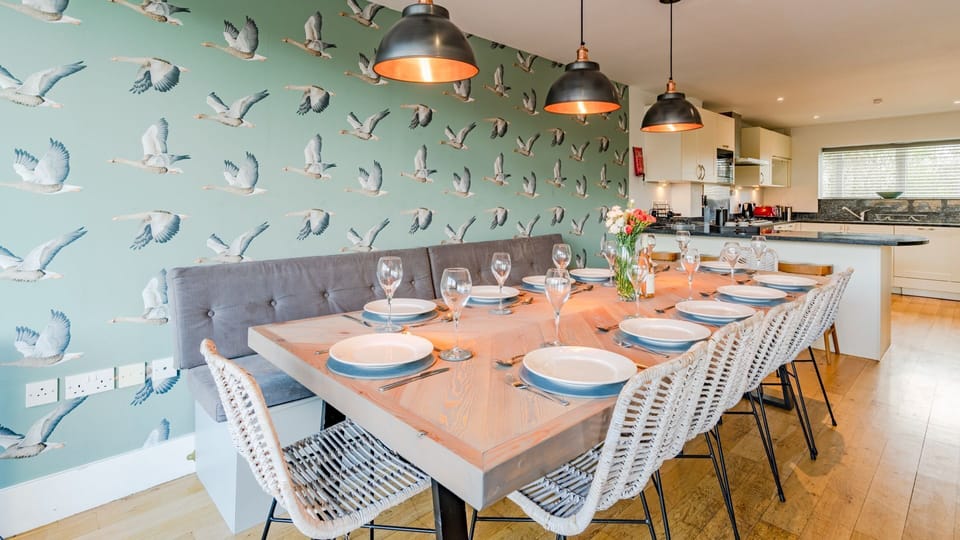 Dining Area, Goslings, Bolthole Retreats