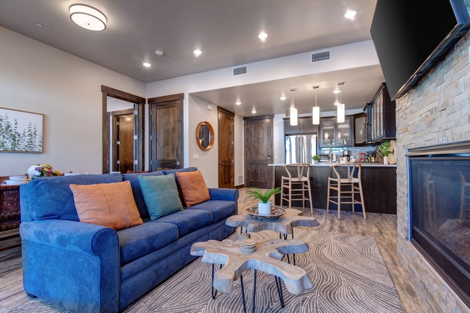 Spacious great room