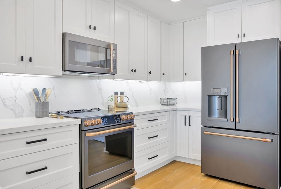 High-end appliances in a fully remodeled kitchen