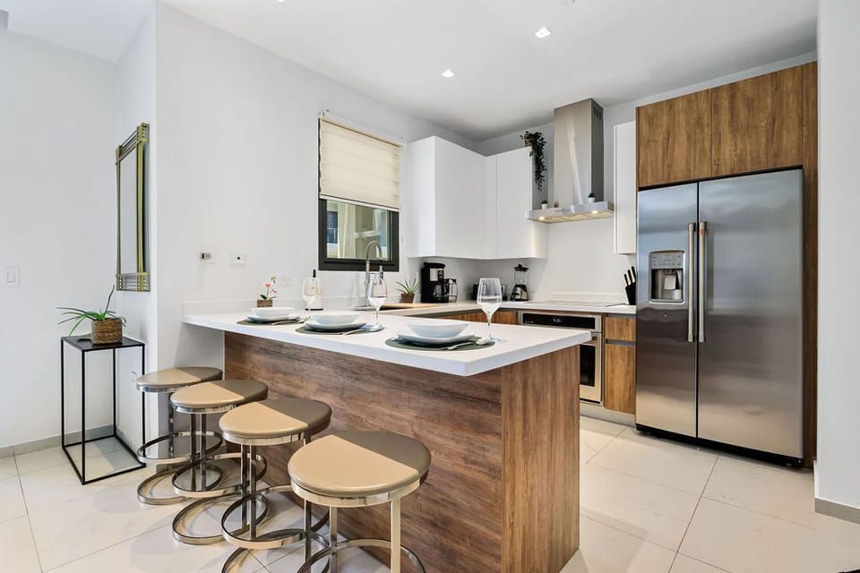 NEW One Bedroom Condo @ Wariruri w/ PrivateBalcony (17608)