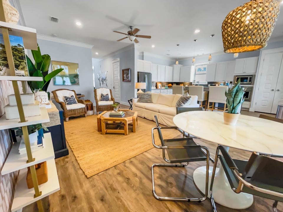 Tibidabo~Paradise 30A~Panama City Beach~Sleeps 8~Dog Friendly